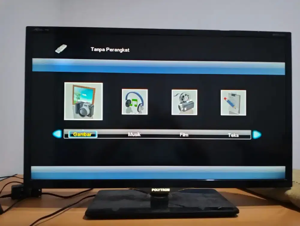 TV LED POLYTRON 32 IN ANALOG