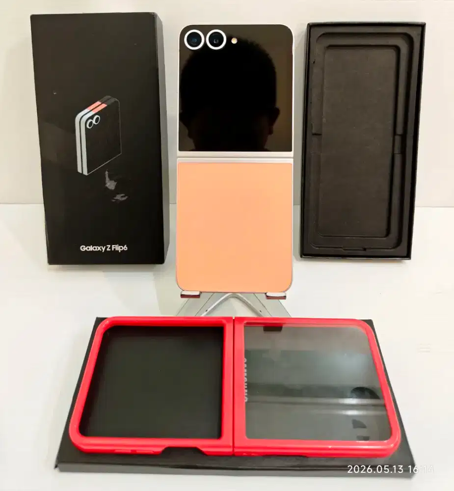 Samsung Z Flip 6 5G 12/256 Gb Likenew 98% Fullset Ex resmi bisa TT/BT