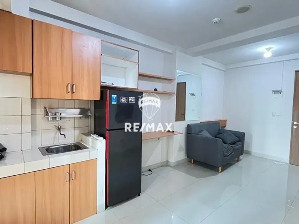 Disewakan Apartemen Oak Tower B Pulo Gadung – 2BR Full Furnish Lantai Rendah View Kolam Renang!