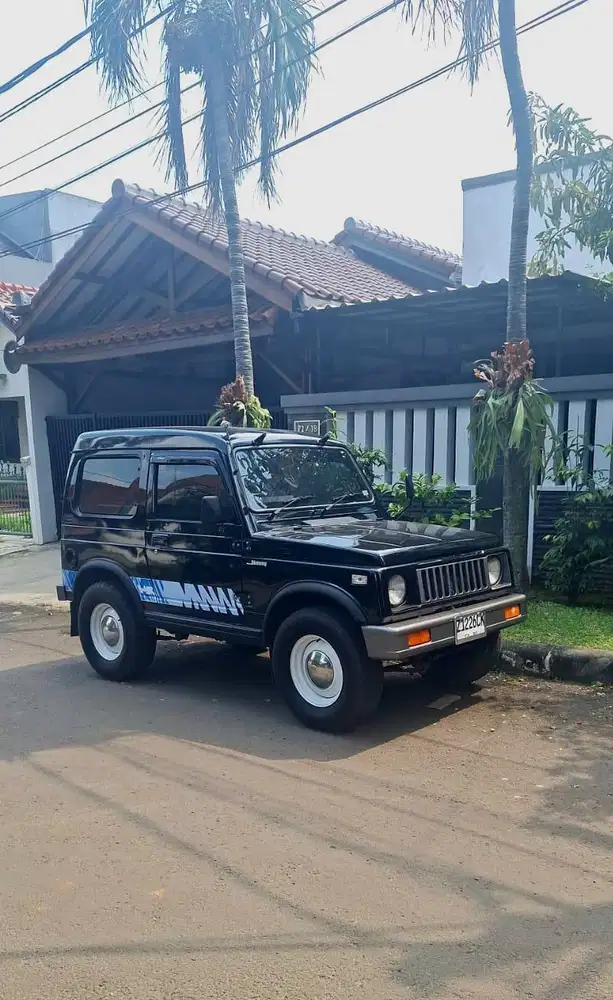 DIJUAL SUZUKI KATANA 1987