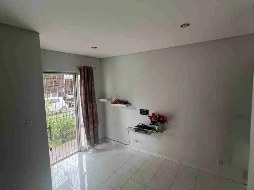 Disewakan Cepat Rumah Malibu Village, Gading Serpong