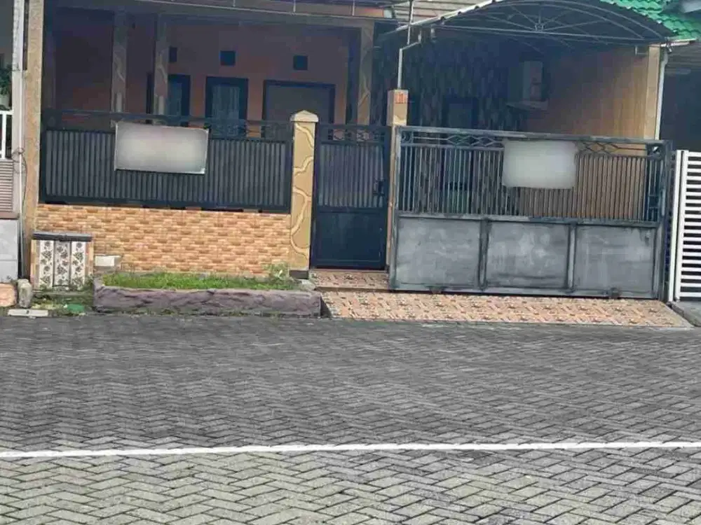 DiJual Rumah Terawat Siap Huni Perum Garden Dian Regency Juanda Waru - Sidoarjo.