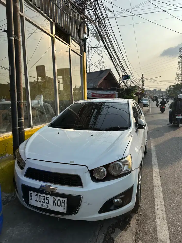 Chevrolet Aveo 2014 Bensin