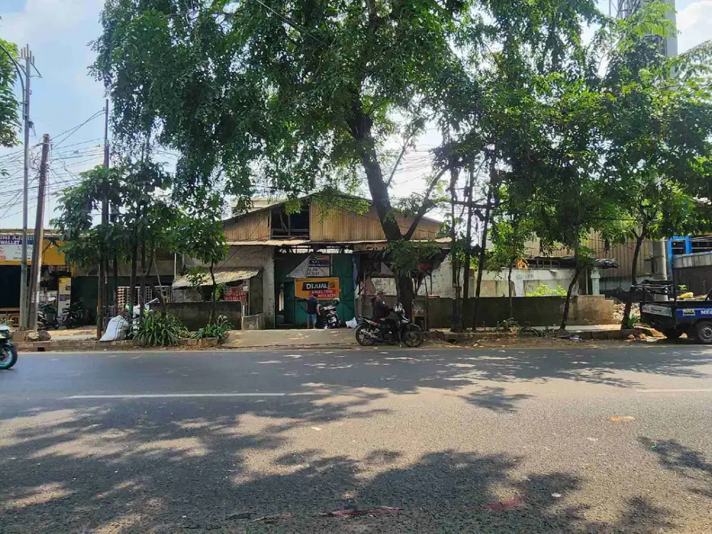 Dijual Gudang Strategis di Jalan Raya Narogong