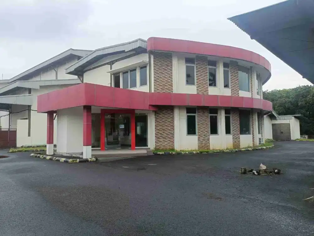 Dijual Gudang, kantor kosongan di Jalan Raya Karawang utara Jawa Barat