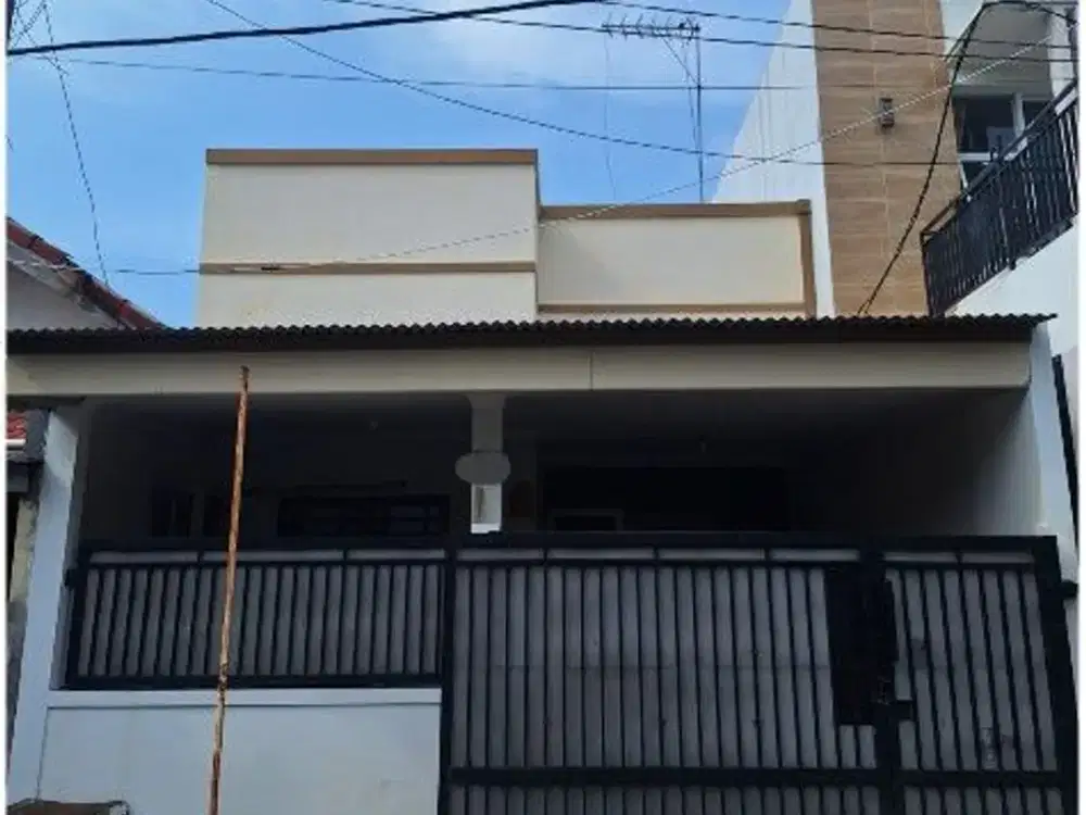 HARGA MIRING!! Rumah 2  lantai LUAS 130m2 di sekitaran Bulevard Harapan Indah
