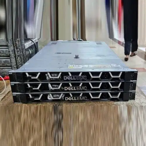 Server Dell EMC power edge R650 Xeon Gold 6330 x2 Ram 256gb 1U N-PH