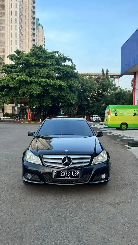 Cash 139jt!!! Termurah Mercedes benz c200 cgi facelift tahun 2011