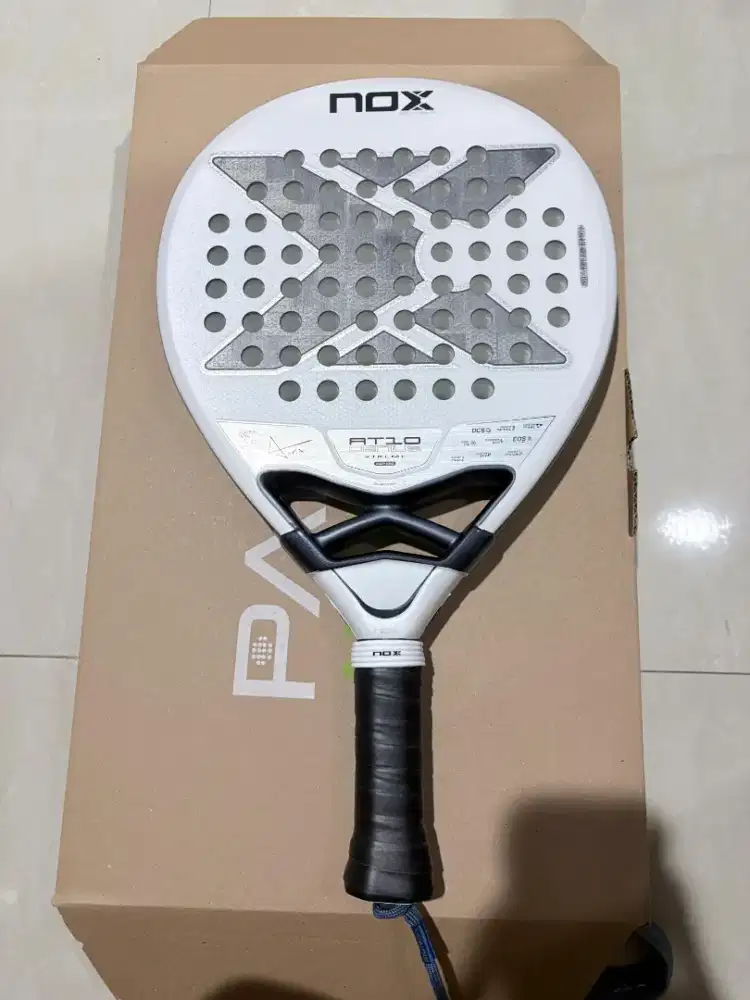 BARU NOX AT10 GENIUS 12K 2026 LITE , RAKET PADEL