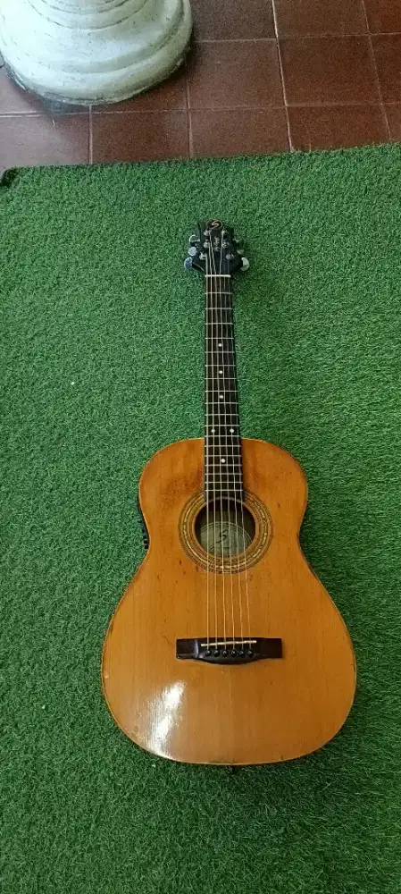 Akustik electrik 3/4 samick/ Greg Bennett ST 62
