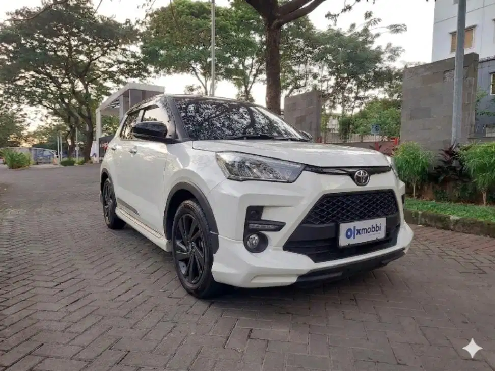 DP Murah Toyota Raize 1.0 GR Sport Two Tone Bensin-AT 2022 CHFYB