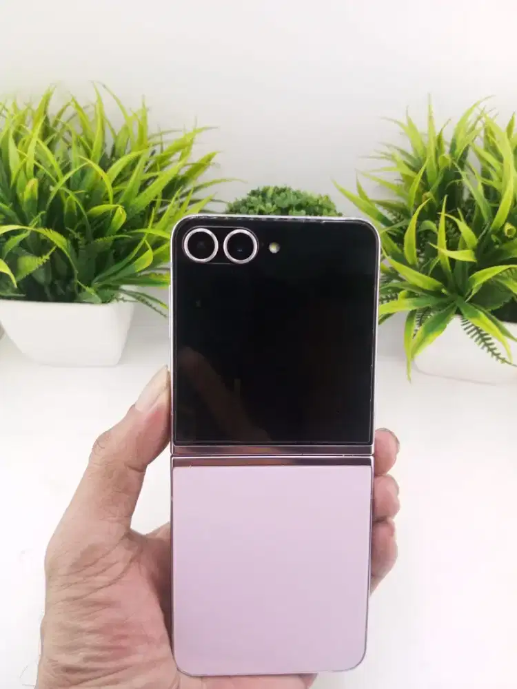 Samsung Z flip 5 5G
