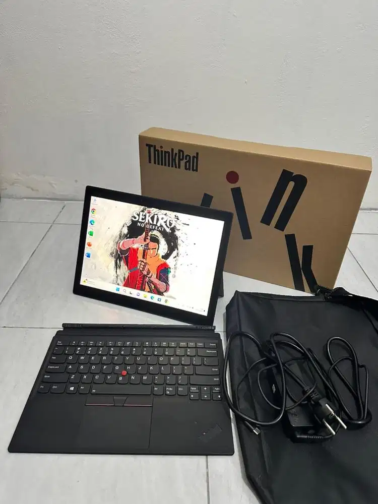 Laptop Thinkpad X1 Tablet 2 in 1 Intel i5 Gen 8 8/256GB Layar 3K