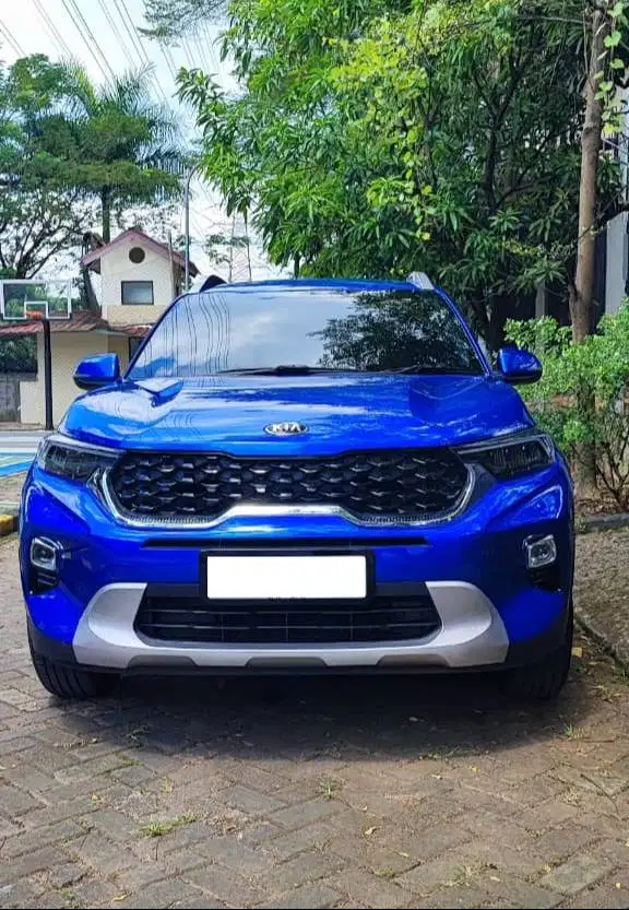 KIA Sonet 1.5 Premiere Like New (KM 29K)