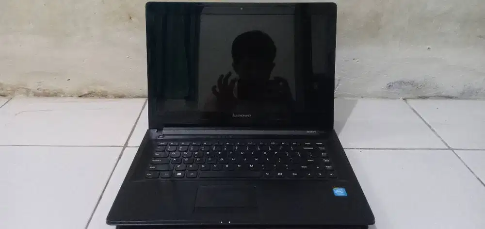 Laptop Lenovo G40, Intel Celeron N2830, RAM 8GB HDD 500GB, SIAP PAKAI