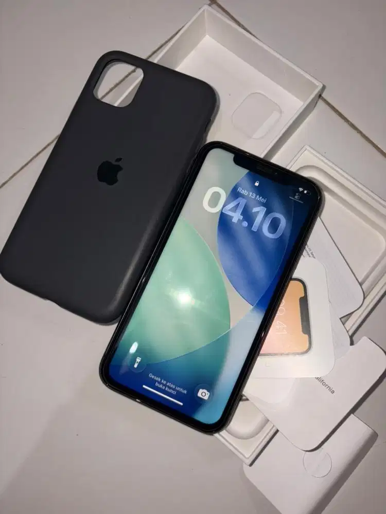 Iphone 11 128gb black gratis casing
