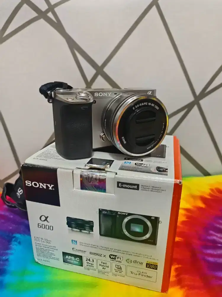 WTS - CAMERA SONY ALPHA A6000
