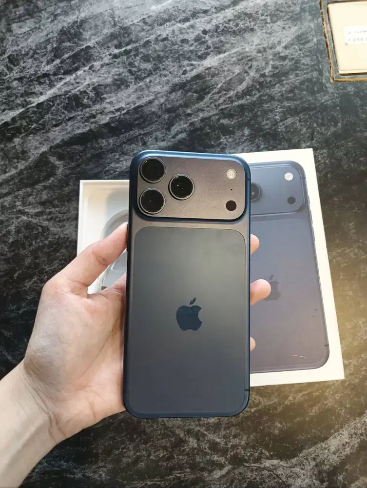 Iphone 17 pro max 512gb ibox 3bln pakai