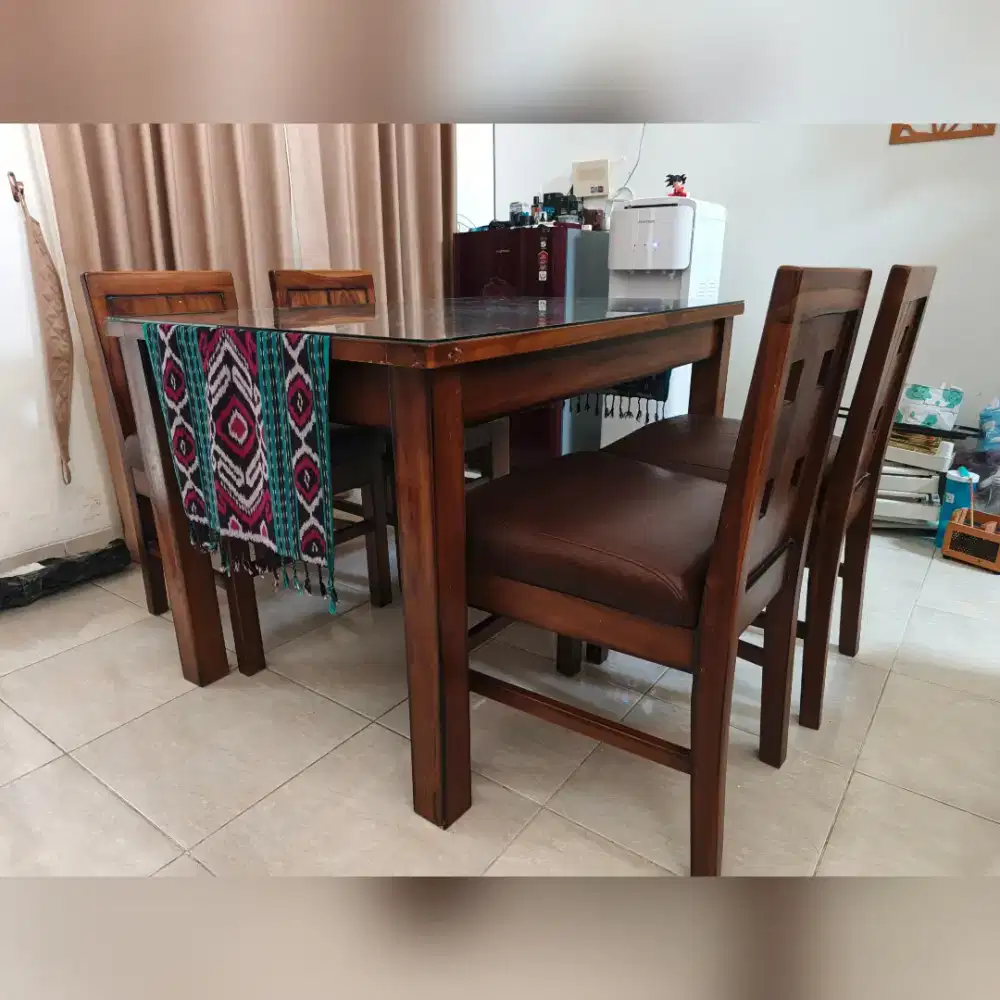 Meja Makan 4 Kursi Full Kayu Solid Asli Meja Plus Kaca
