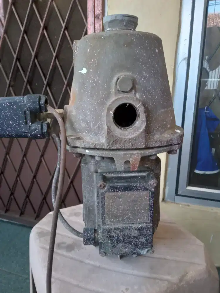 Mesin pompa air shimitzu