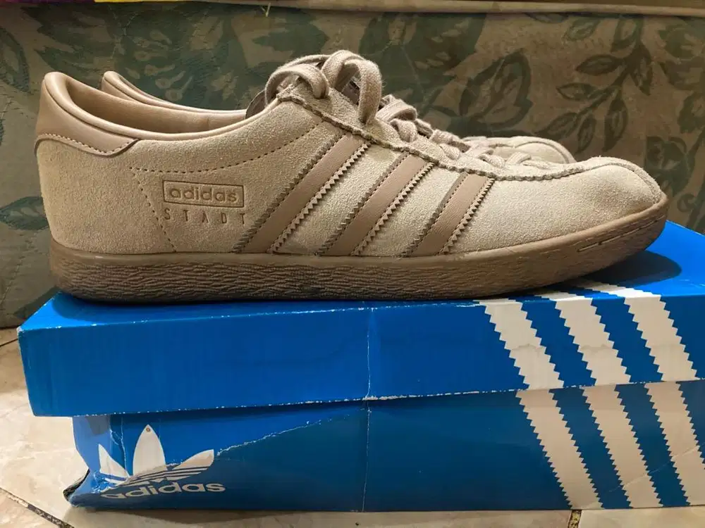 Adidas Stadt 42