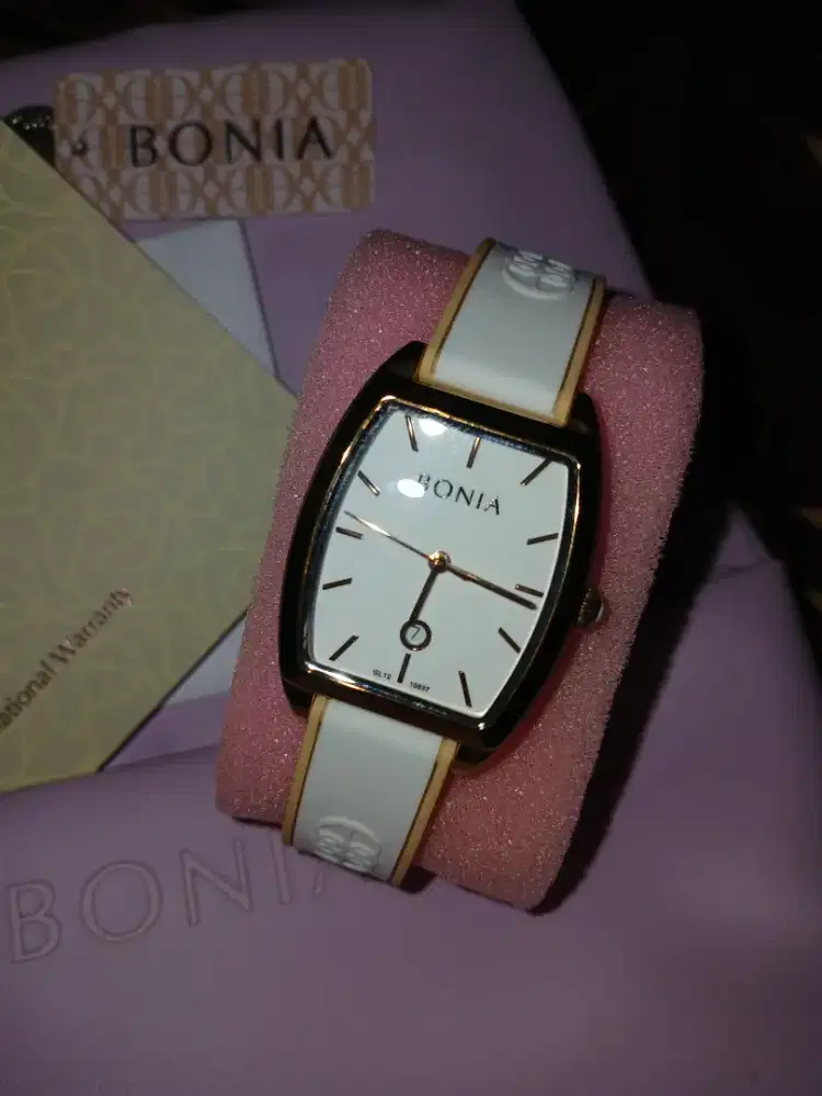 BONIA BNB-10837-2512 White Rosegold Rubber Strap
