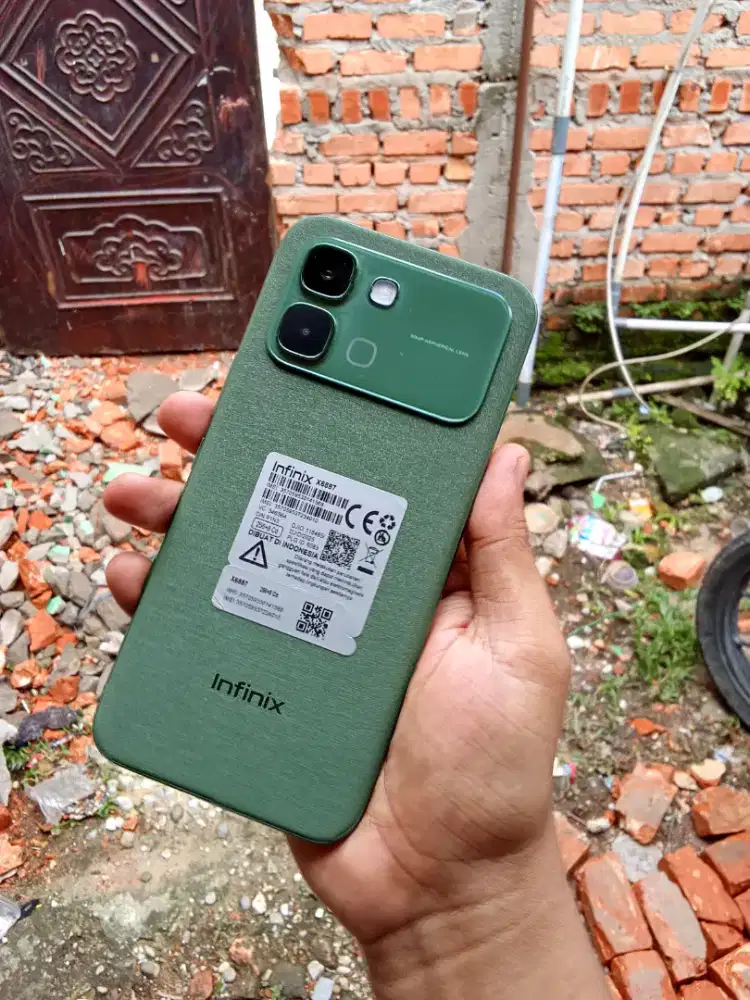 Infinix Note EDGE 5g Ram 8/256 layar lengkung mulus original