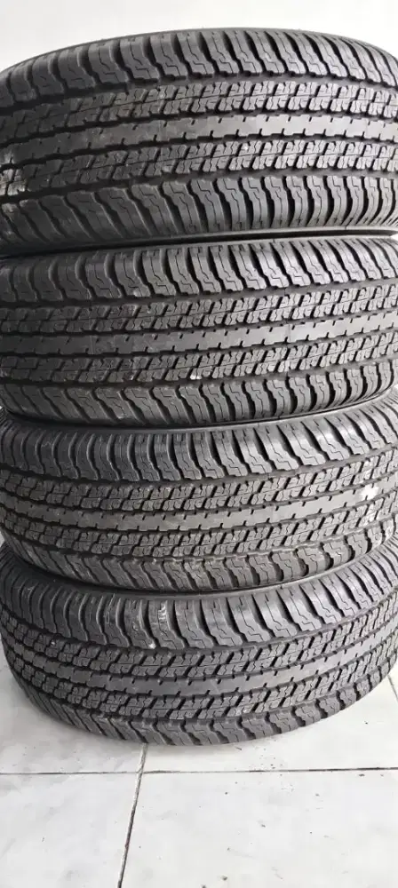 265/65R17. Yokohama geolander A/T