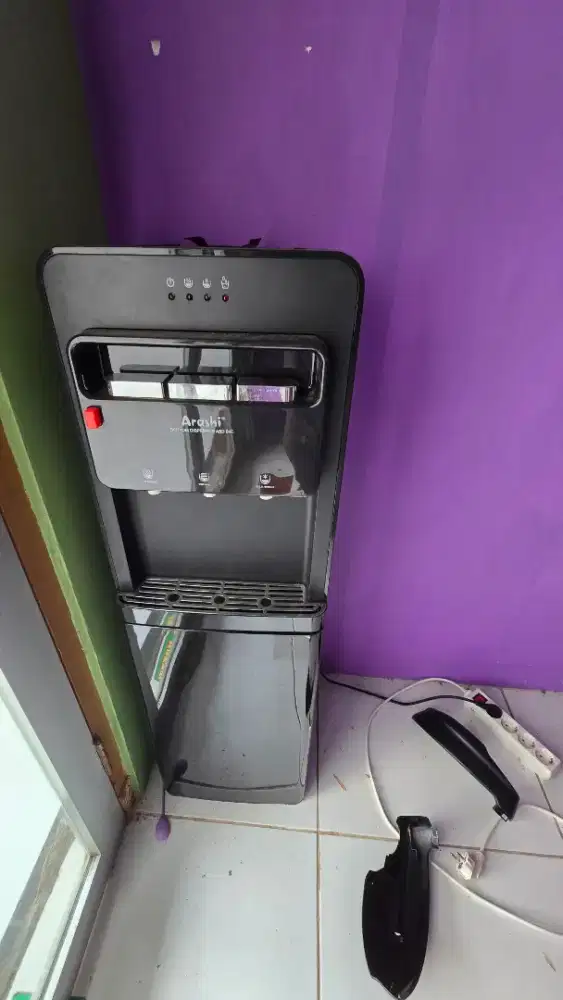 Dispenser Galon Bawah Arashi ABD 04C Hitam Elegan (Beli Sept 2024)