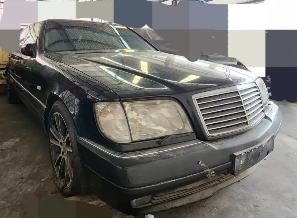 Mercededes benz S600 V12 engine