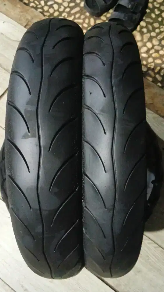 Ban copotan  Maxxis diamond sepasang ukuran 80/90-90/90 ring 14