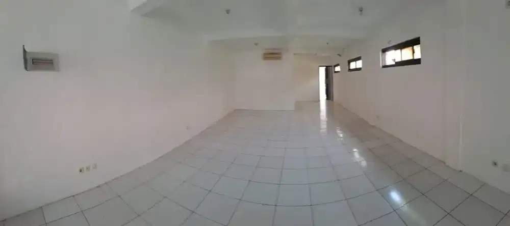 Disewakan ruko lokasi strategis