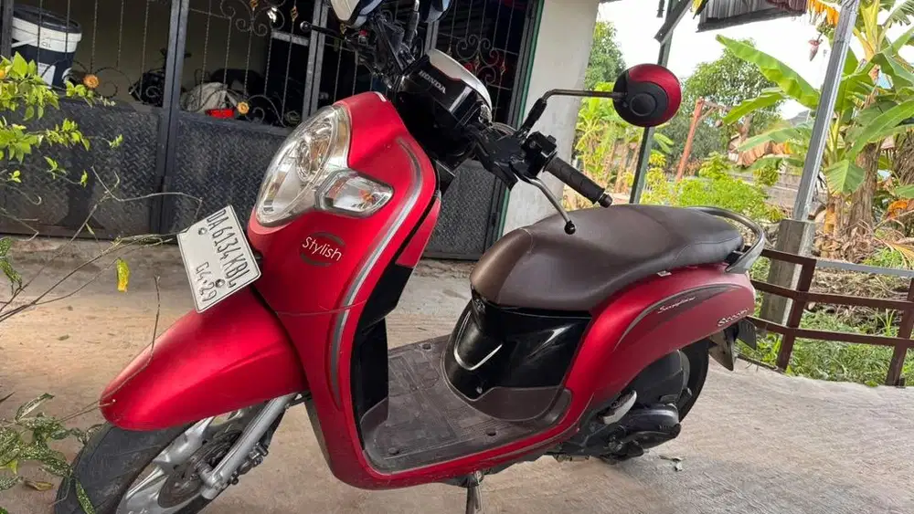 Dijual Scopy Tahun 2019 warna merah dof