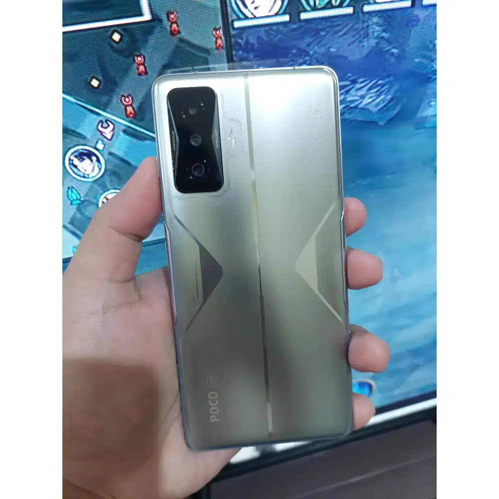 Poco F4 GT 12/256