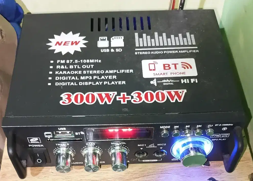 Amplifier body besi ukuran sedang