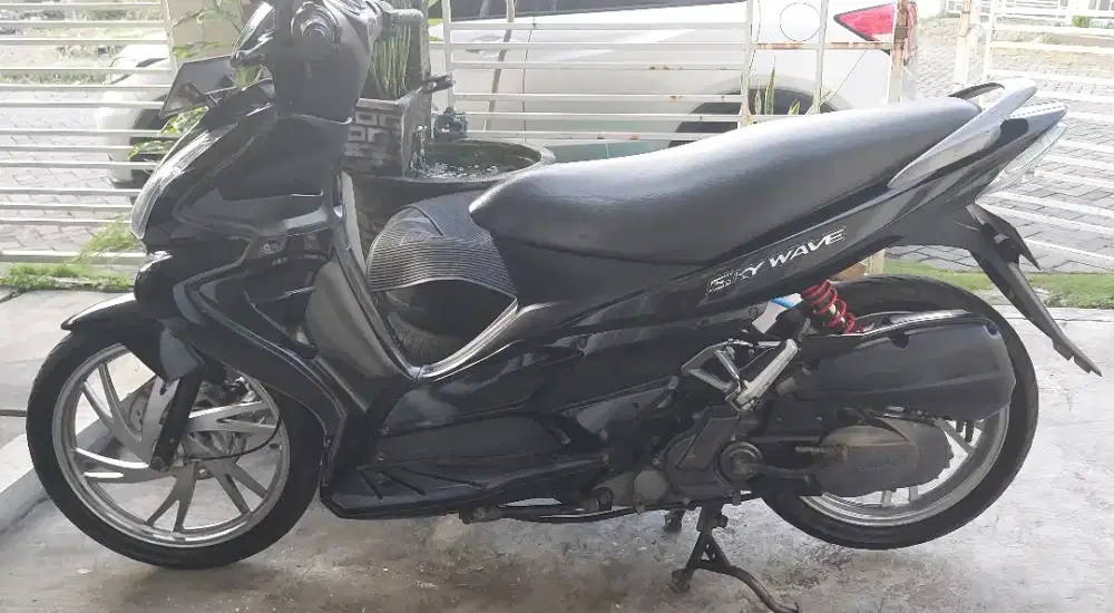 Skywave 2010 hitam ganteng