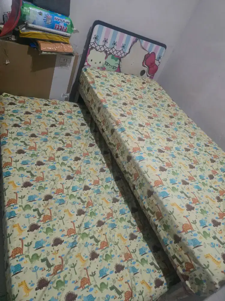 Tempat tidur anak