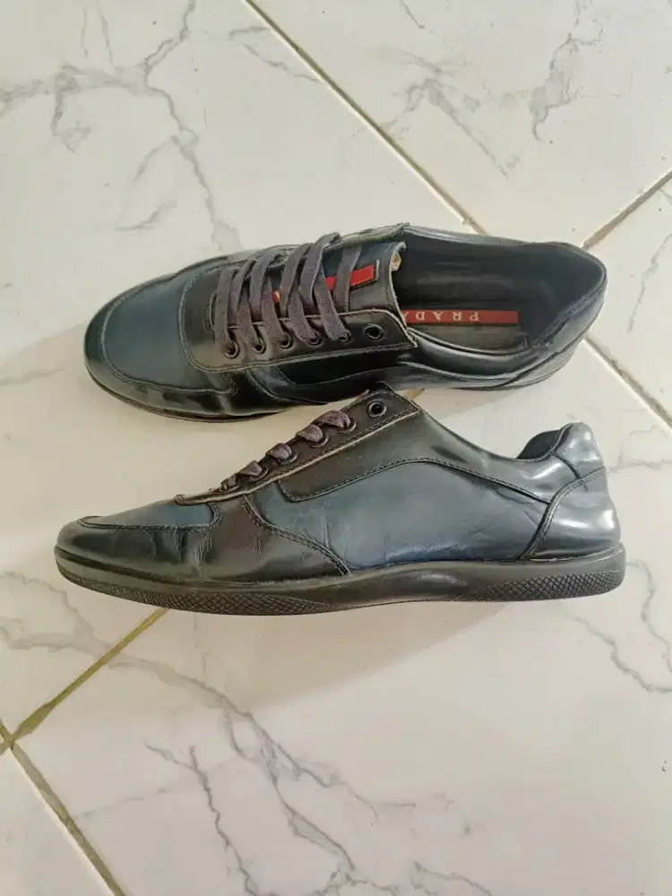 Sepatu Prada sneakers Size 41