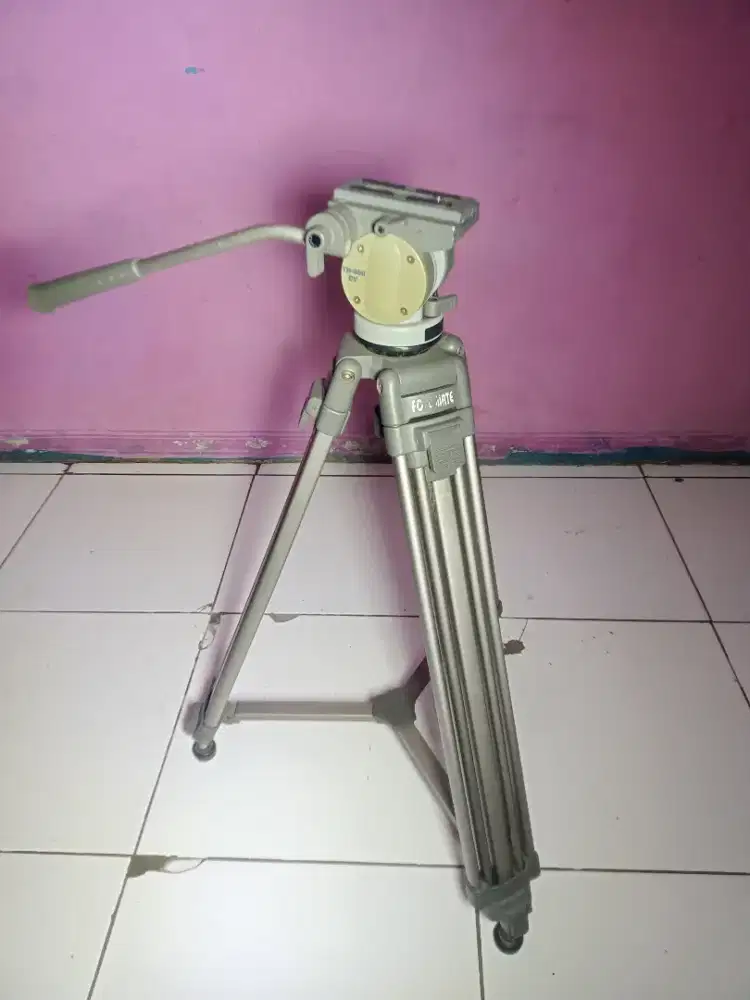 Tripod kamera fotomate