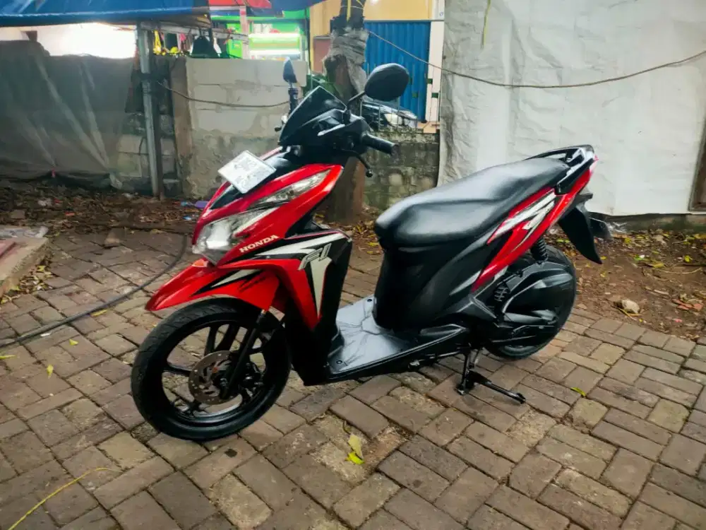 Honda Vario KZR 125cc PGM-FI Thn 2013