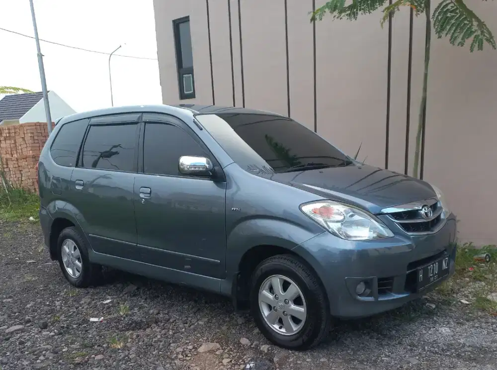 Toyota Avanza G 1.3 AT 2011