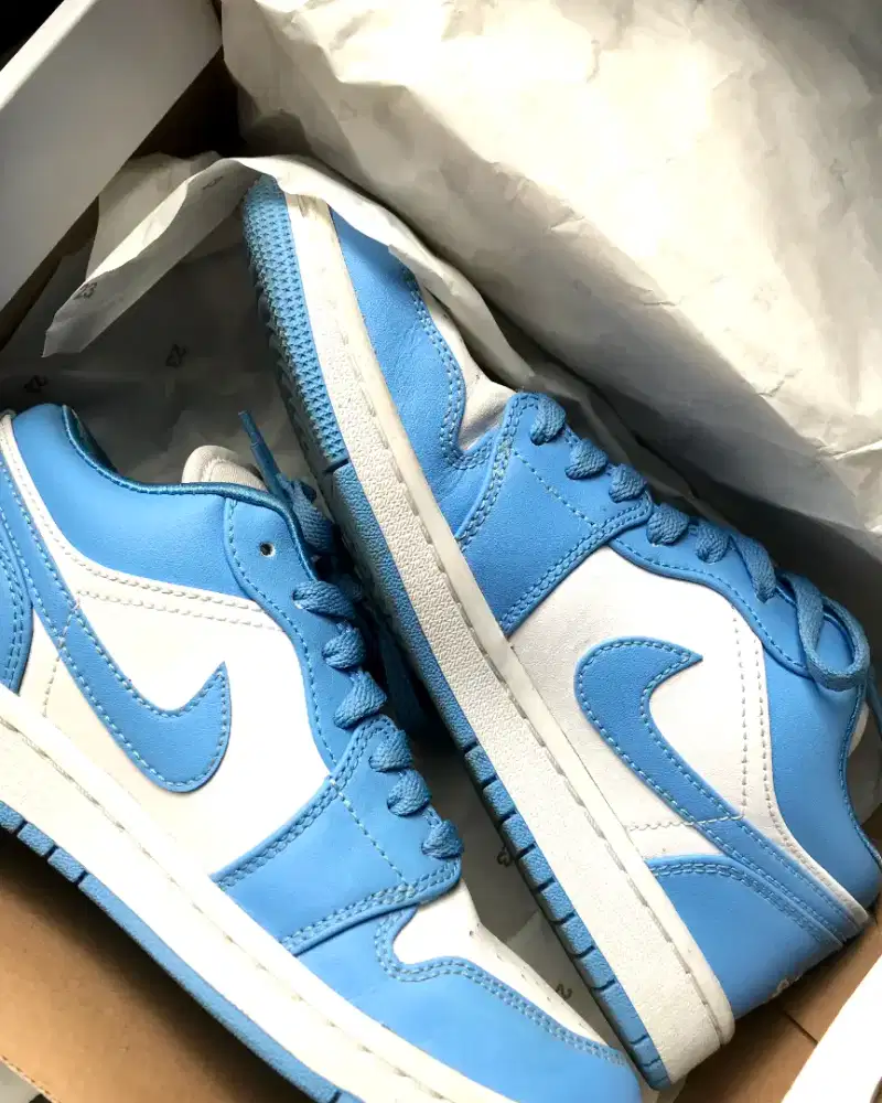 Nike Air Jordan 1 Low University Blue WMNS