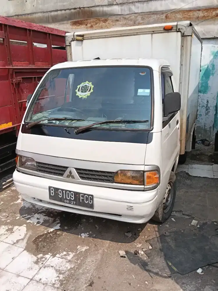Mitsubishi Colt T120ss 1.5 bensin box fiber 2015