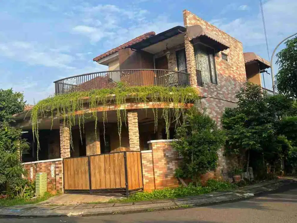 JUAL CEPAT Nusa Loka BSD Rumah Hoek 2 Lantai Furnished 2,7 M Nego
