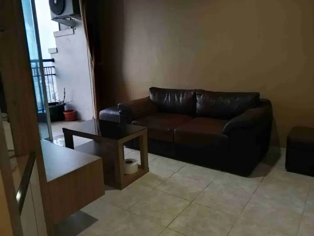 DISEWAKAN APARTEMENT FRENCH WALK TOWER LYON LANTAI 32
