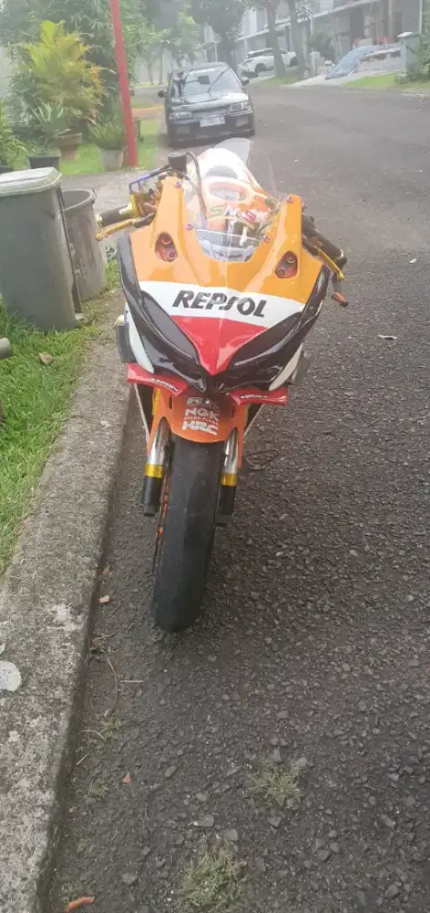 Honda CBR150R 2017