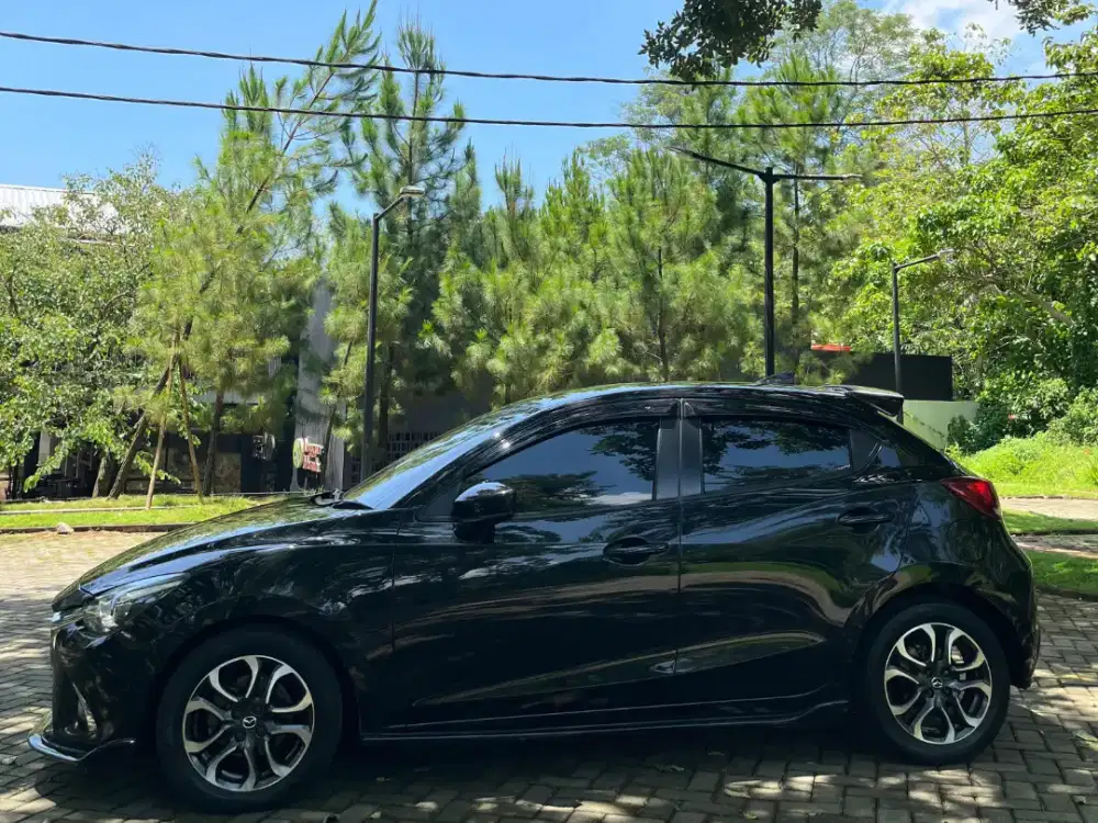 DP 1Jt‼️MAZDA2 R AT FULL VAR LOW KM 2019