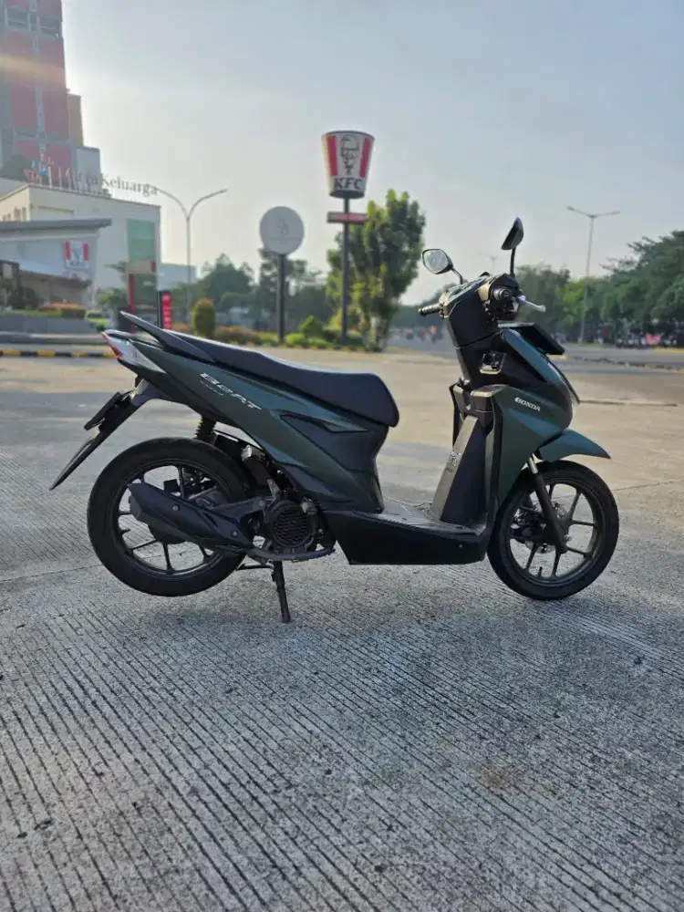 Beat Deluxe Hijau Favorite (Pajak Panjang)