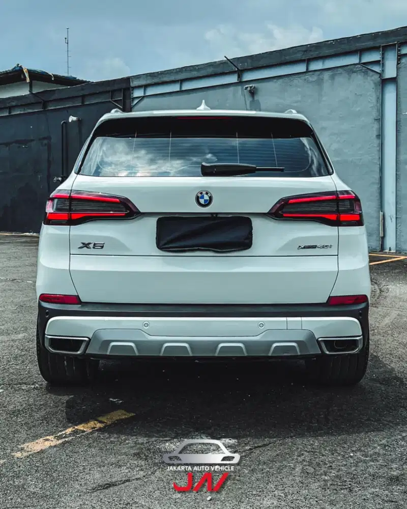 BMW X5 2022 xDrive40i Facelift / 7 Seater / Full Spec
