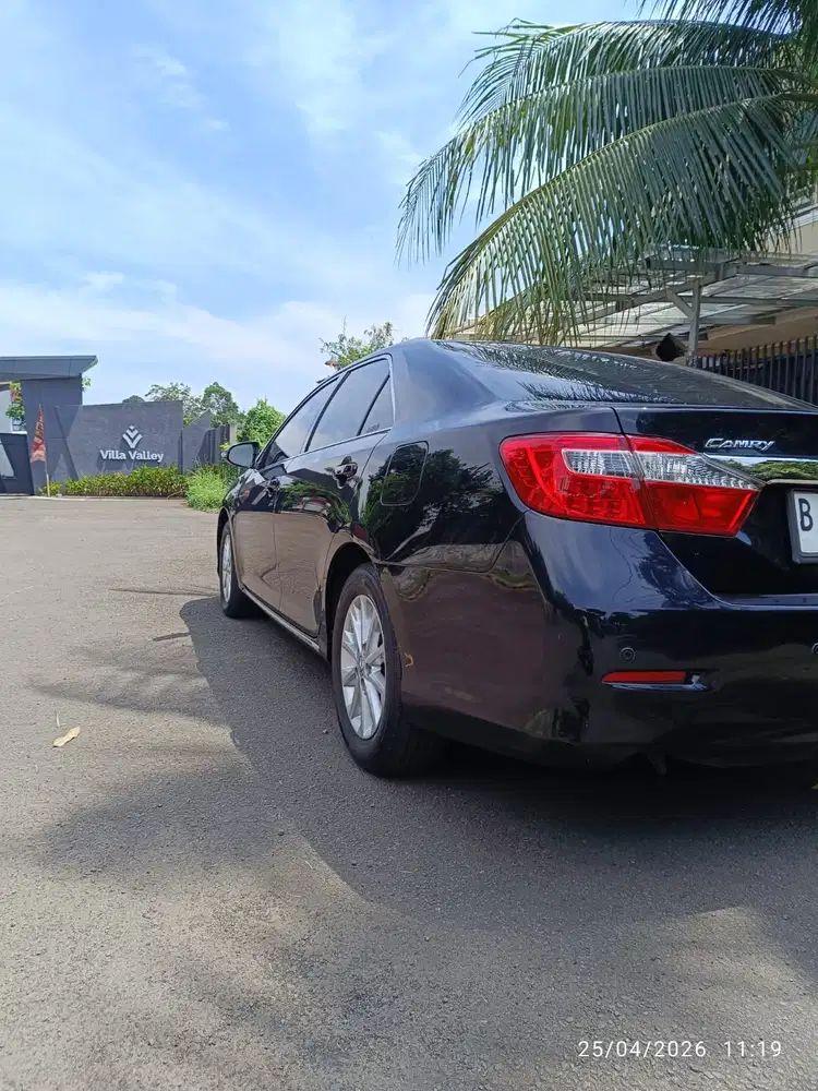 Toyota Camry 2013 Bensin